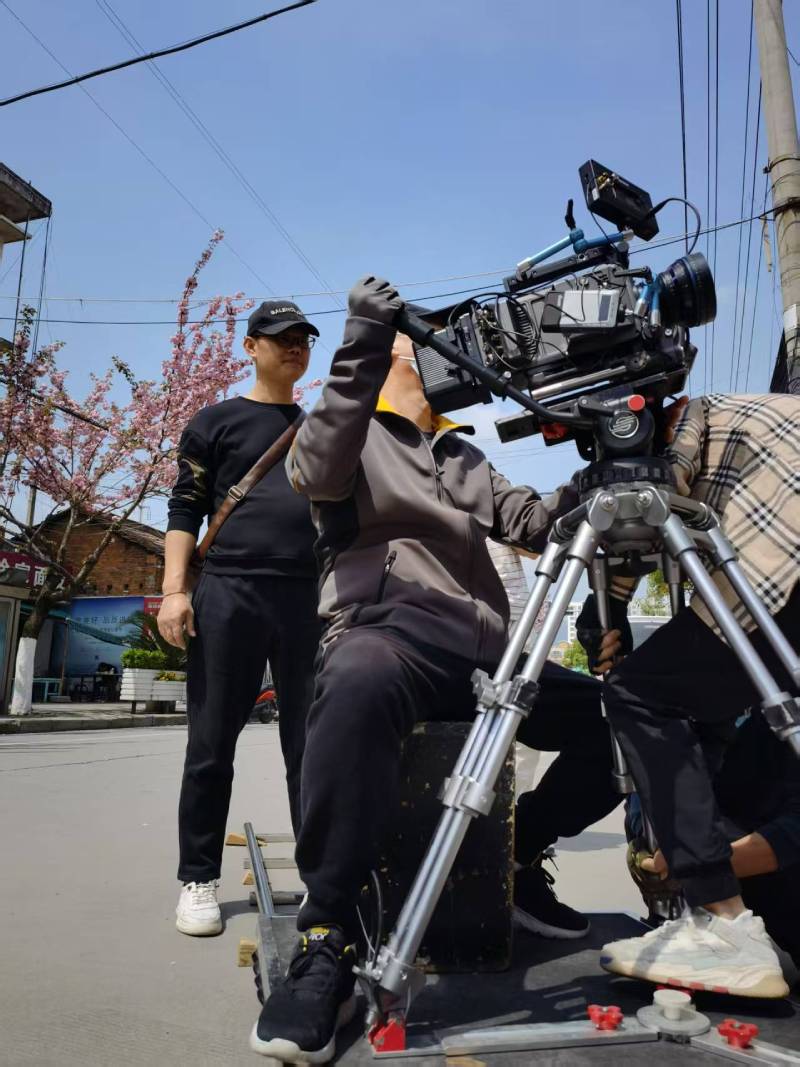 相山区广告片拍摄：快消品牌爆款之选，网感内容适配社媒传播！